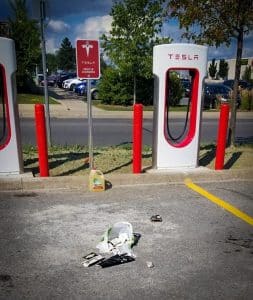 Tesla Has a Supercharger Garbage Problem. This Tesla Trash Can Help.