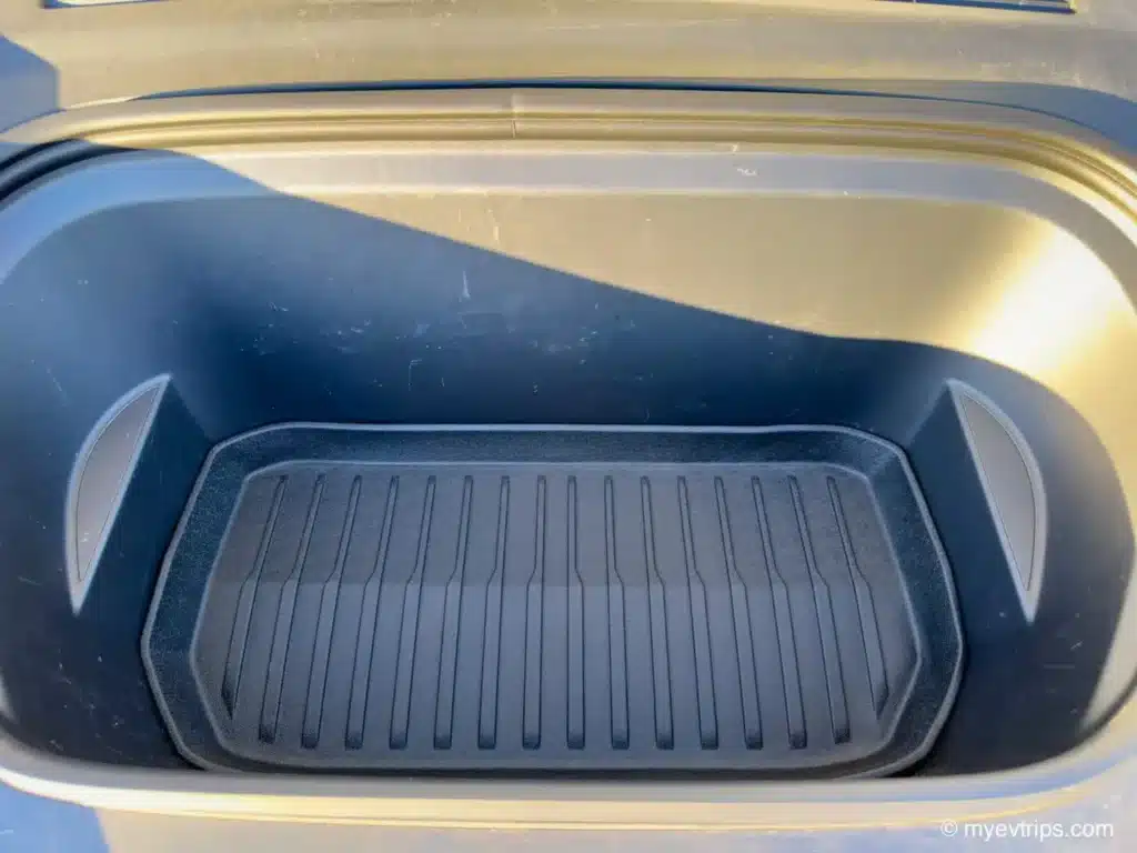 Tesla Model Y frunk liner