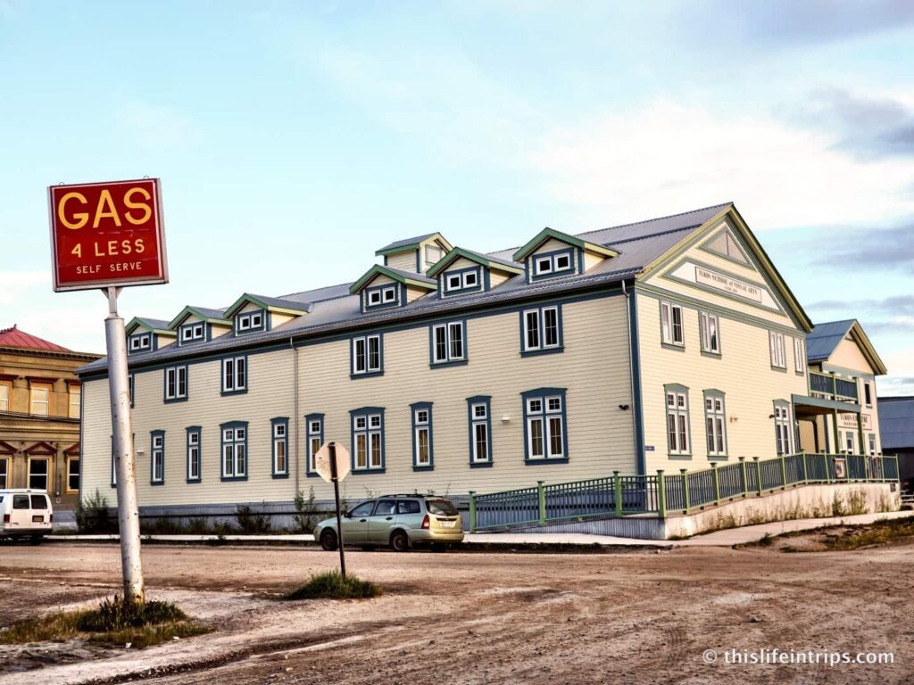 Dawson City Yukon hotel 