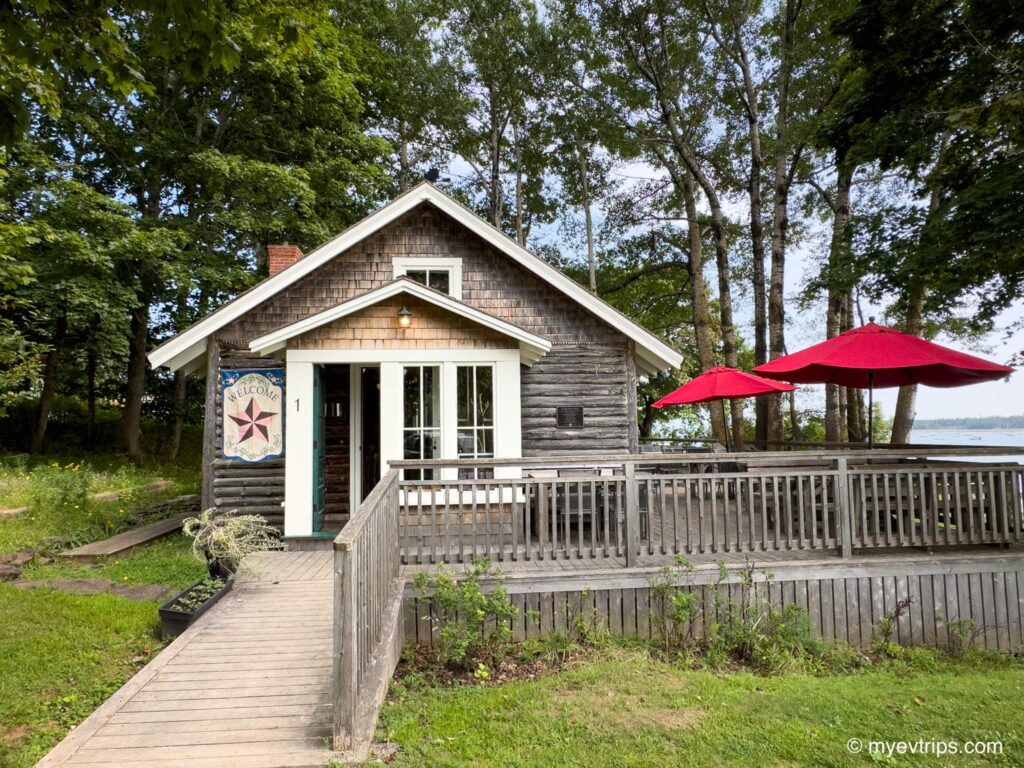 Niger Reef Tea House