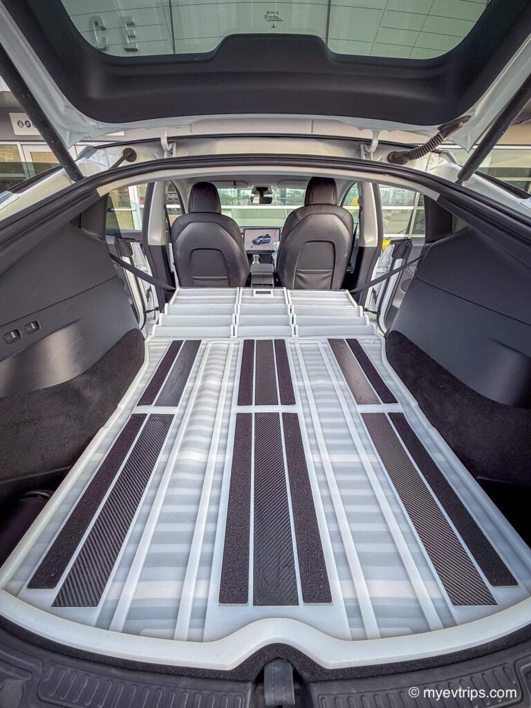 White Tesla Model Y Trunk Liner