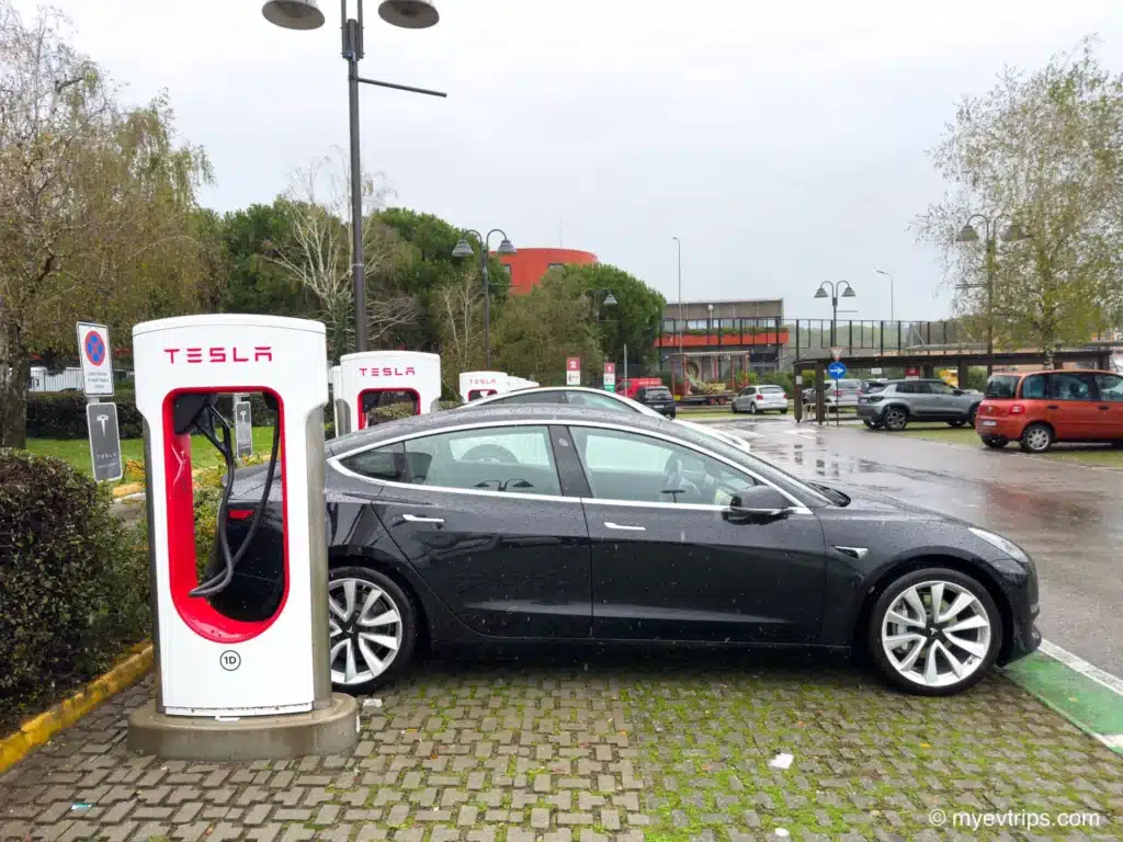 Tesla Supercharger, Como, Italy