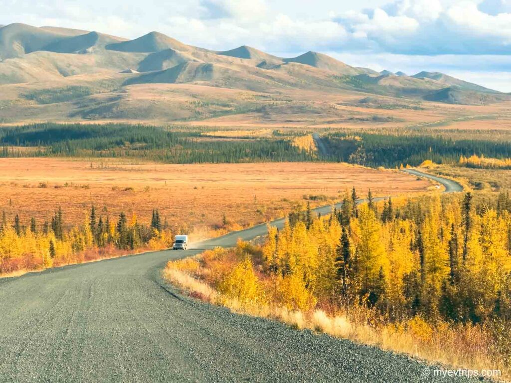 truck on dempster highway