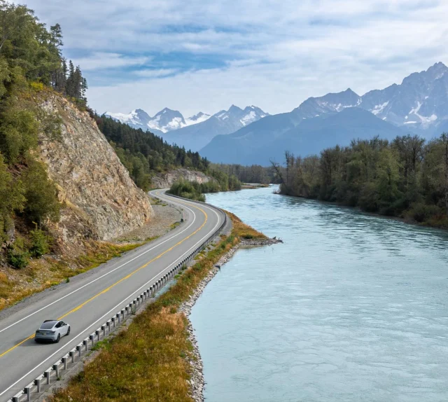 Go north. 🚗⚡️

Taking EVs where few dare — off the beaten track and into Alaska’s wild.

Read more 👉 MyEVTrips.com

#MyEVTrips #Tesla #EVRoadTrip #Alaska #Haines #OffTheBeatenPath #ElectricAdventure #ExploreAlaska #SustainableTravel #EVExplorer #RoadTripAlaska