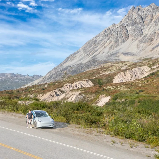 Stopping at the viewpoint of Three Guardsmen Mountain in northern British Columbia felt like a reward — and a reminder that an EV isn’t just for city streets. Full Arctic Ocean bound story at myevtrips.com.

#EVroadtrip #ElectricVehicleAdventure #TeslaModelY #SustainableDrive #ThreeGuardsmenMountain #TatshenshiniAlsek #HainesHighway #ScenicStop #MountainView #WildernessDrive #RoadTripMemories #NatureEscape @travelalaska @travelyukon